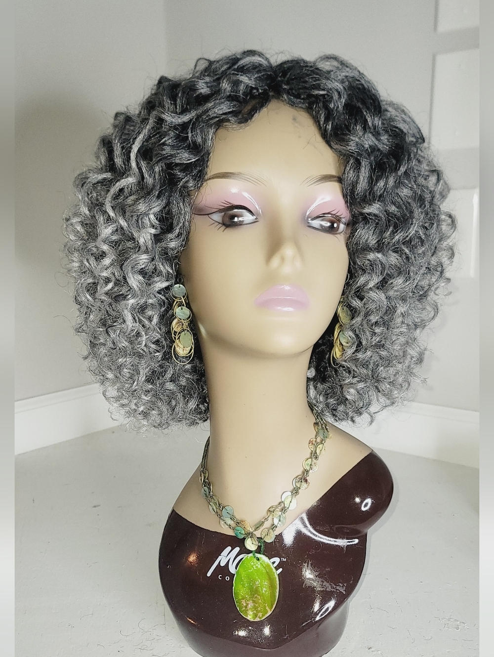 New Handmade Ringlet Wand Curl Crochet Wig Color #1b/Gray Ombre